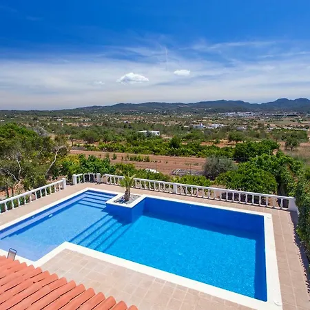 Alexandra Villa