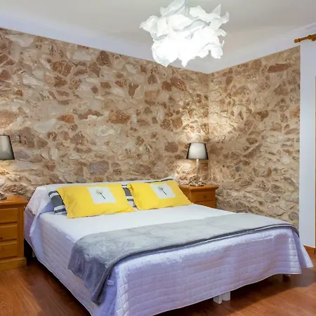 Alexandra Villa *