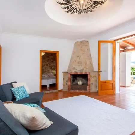 Alexandra Villa *